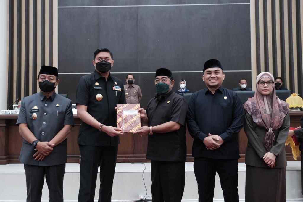 DPRD Gowa Setuju Ranperda Kabupaten Gowa APBD Tahun Anggaran 2021 Dibahas Lebih Lanjut