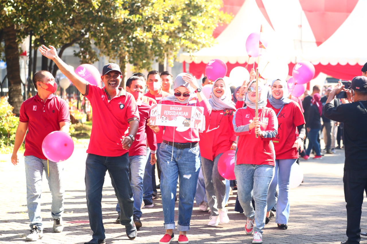 Peringati HUT RI ke-77, Sekretariat DPRD Makassar Gelar Perlombaan Sekaligus Tanamkan Patriotisme Pegawai