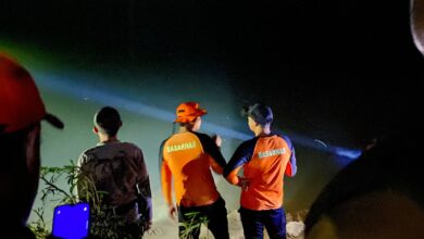 Tim Sar Cari Remaja Yang Hilang Saat Sedang Berenang Disungai