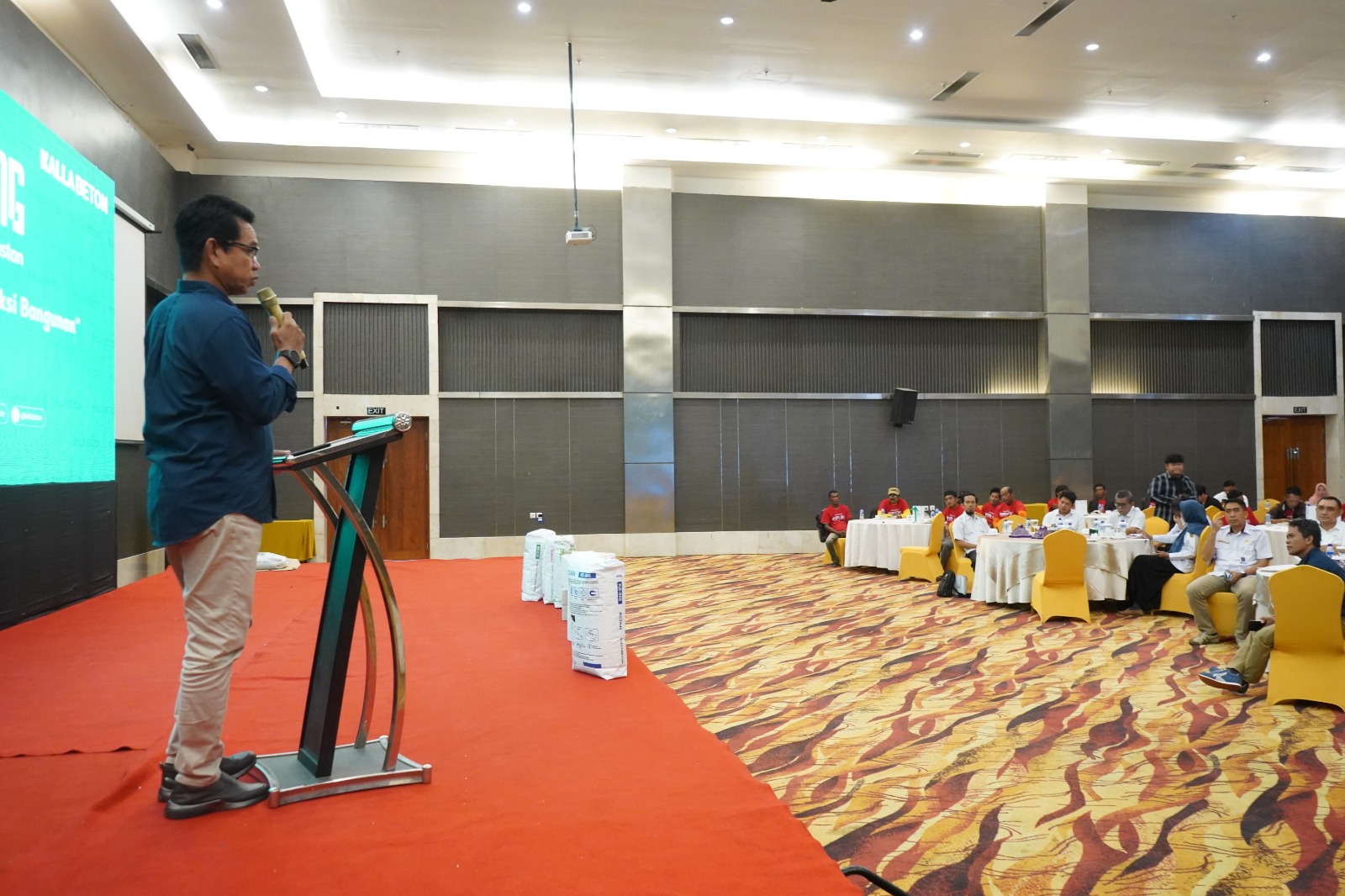 Kalla Beton Launching Bata Ringan & Mortar Instan Sekaligus Upgrading Skill Pertukangan di Kota Palu