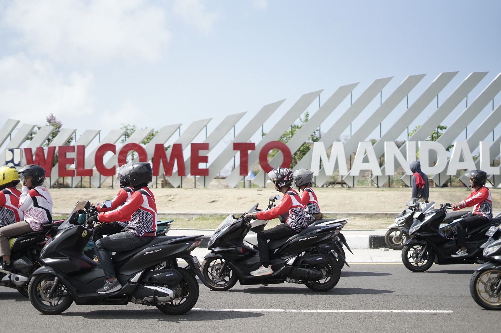 MotoGP Mandalika 2024 Menggema Bersamaan Komunitas Honda PCX