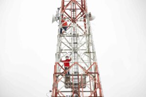 Memperkuat komitmen terhadap konektivitas terdepan, Telkomsel telah memperluas jaringan 5G secara contiguous yang diperkuat dengan pemanfaatan AI secara end-to-end di 56 kota/kabupaten.