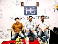 pengelola Pasar Butung Hari Ananda Gani memberikan keterangan di makassar